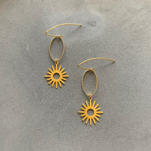 Load image into Gallery viewer, You Shine Earrings

