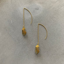 Load image into Gallery viewer, Hera Earrings
